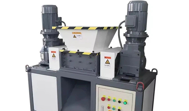 Double shaft shredder